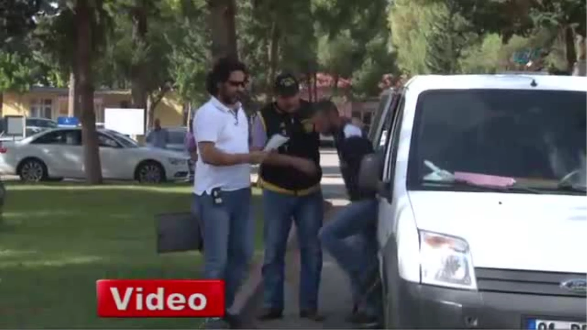Polisi Otomobille Sürükleyen Zanlılar Yakalandı