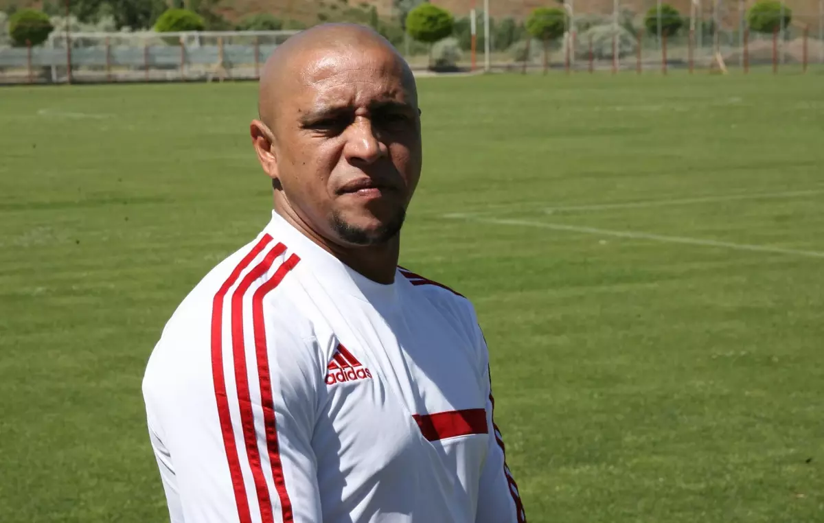 Roberto Carlos: Felipe Melo Tam Anlamıyla Komple Bir İsim