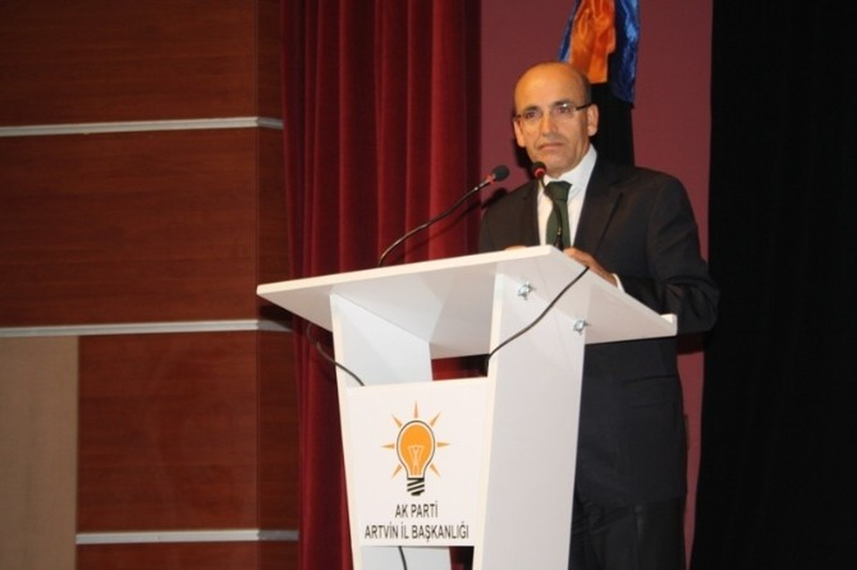 Maliye Bakanı Şimşek Artvin\'de