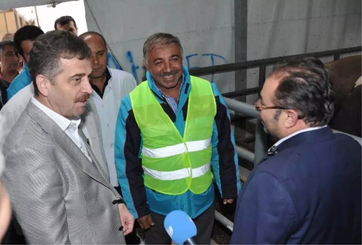 Gaziosmanpaşa Belediye Başkanı, Kurban Pazarlığında Arabuluculuk Yaptı