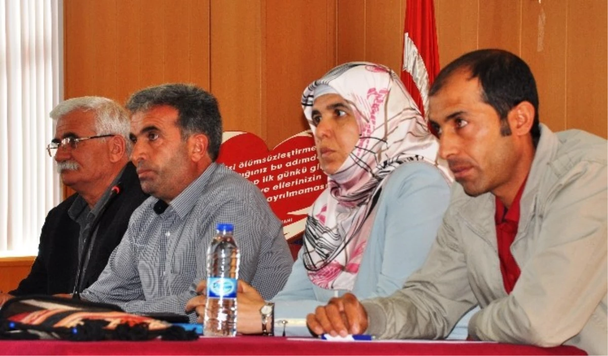 Erciş Belediye Eş Başkanları, STK Temsilcileri ve Muhtarlarla Buluştu