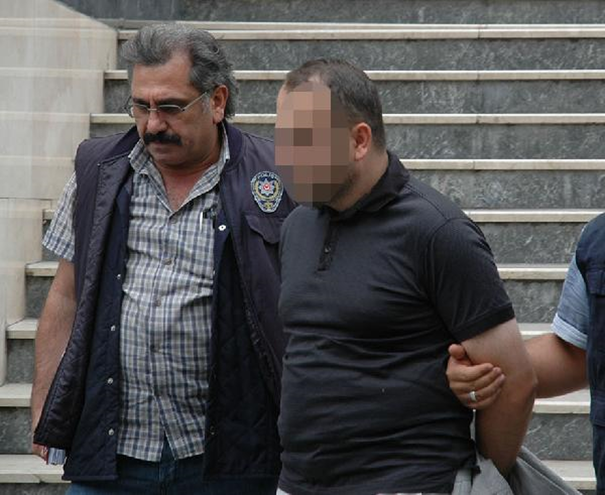 Hacca Götüreceğim Deyip Dolandırmış