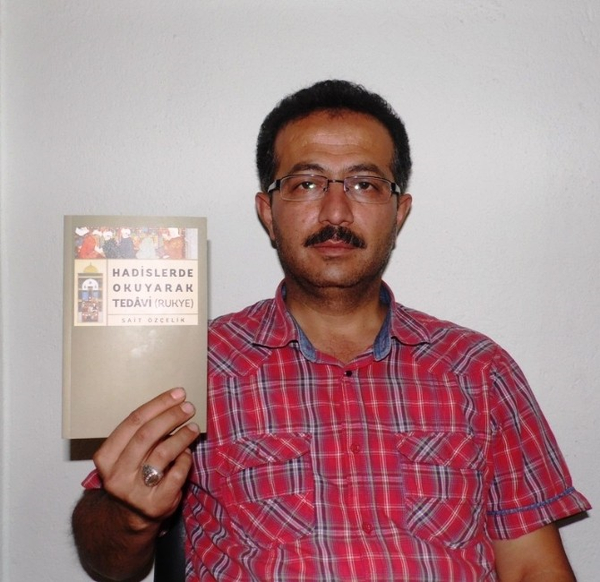 İmam Hatip Lisesi Öğretmeninden İlk Kitap