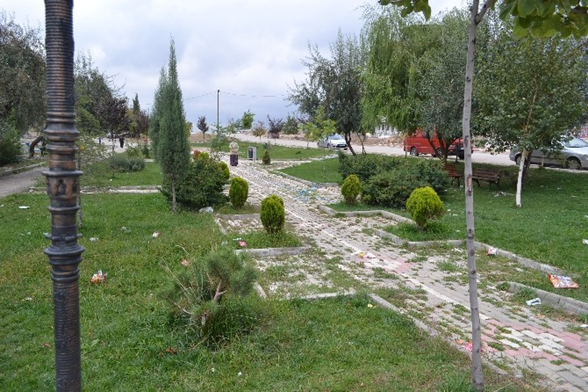 Parkın Bakımsızlığı Vatandaşların Tepkisine Yol Açtı