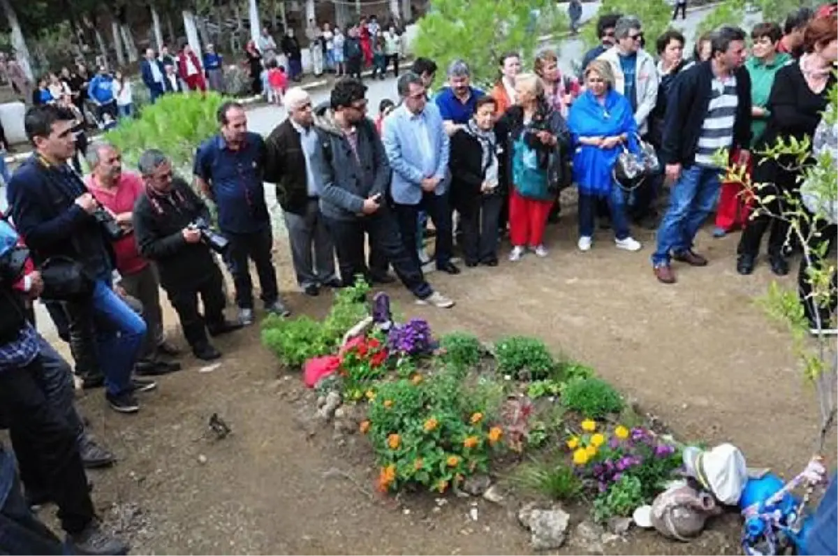 Tuncel Kurtiz, Ölüm Yıldönümünde Anıldı