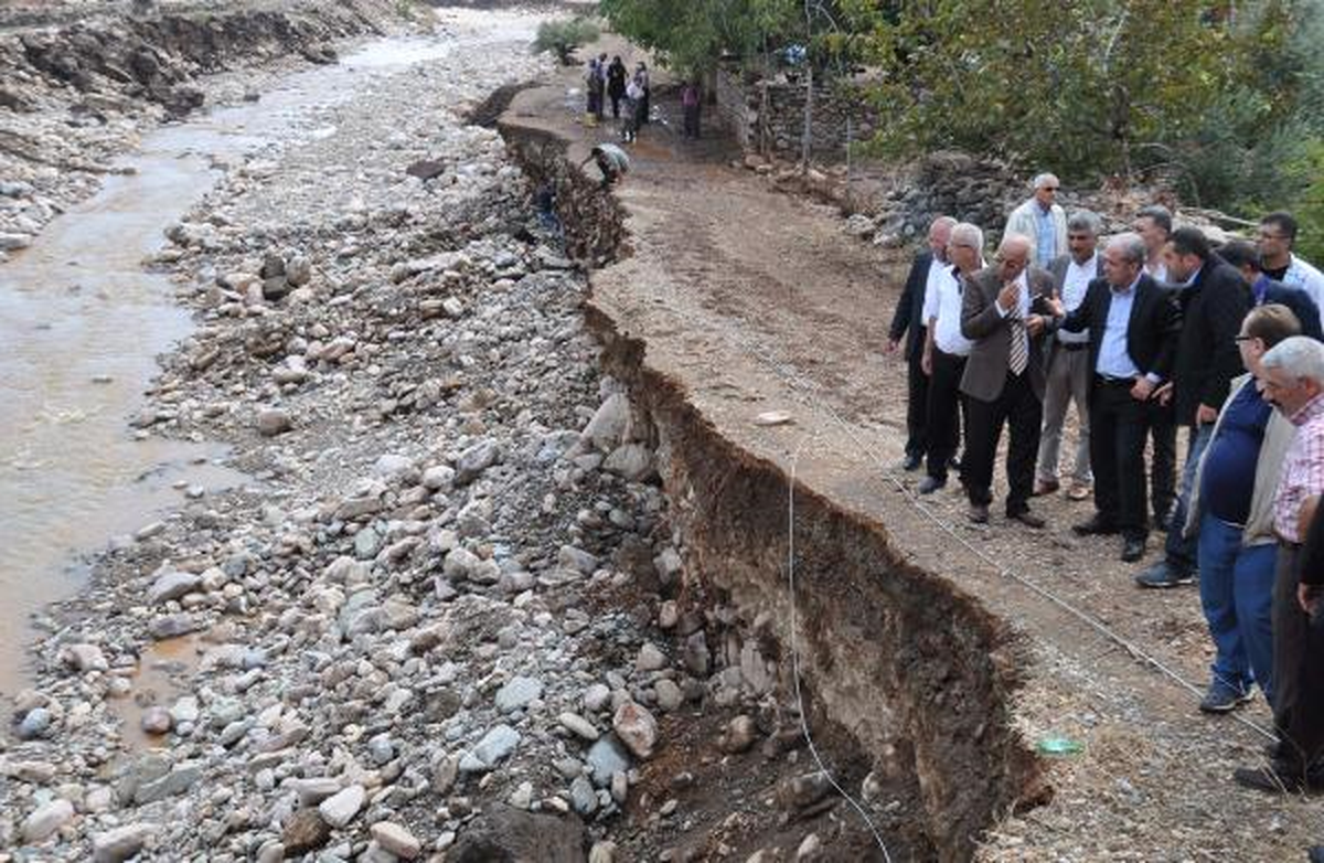 Ak Partili Tayyar, Selden Zarar Gören İslahiye\'de