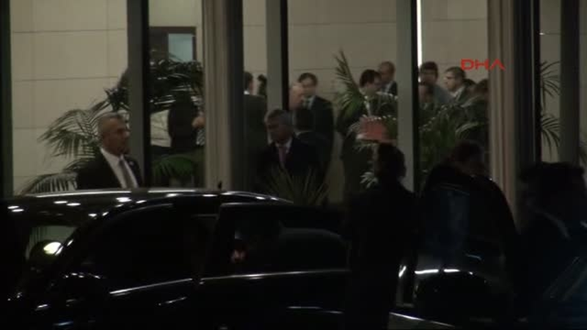 Başbakan Davutoğlu, İstanbul\'a Geldi