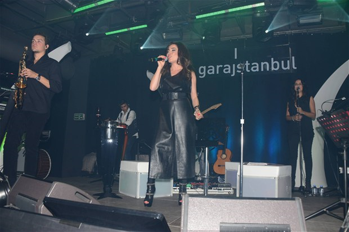 Burcu Güneş: Eşcinsel Evliliğe Saygım Var