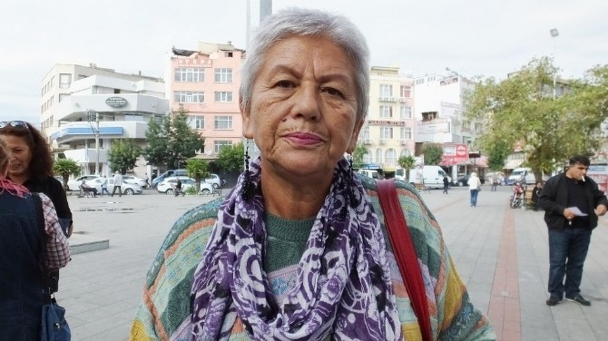 Burhaniye\'de Emekliler Ücretsiz Seyahat Etmek İstiyor