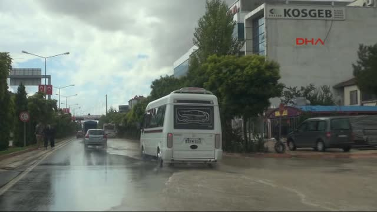 Elazığ Sel\'e Teslim Oldu