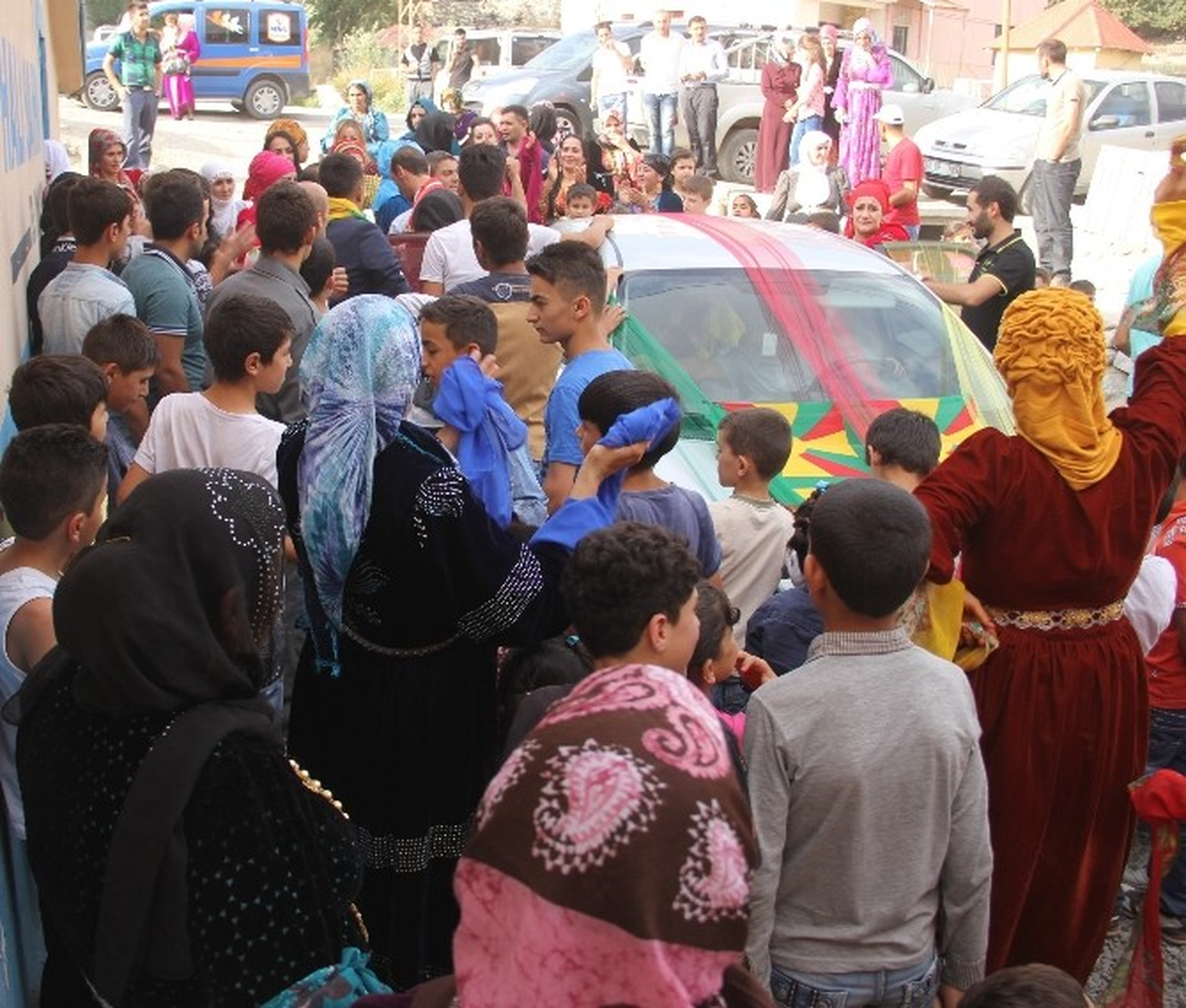 Hakkari\'de Düğünler Sessiz Yapılıyor