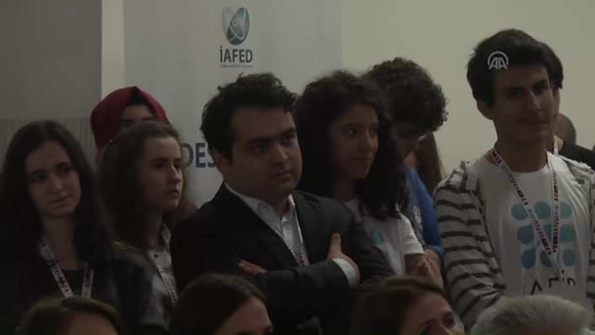 İstanbul Atatürk Fen Lisesi\'nde "İafest\'14" Etkinliği