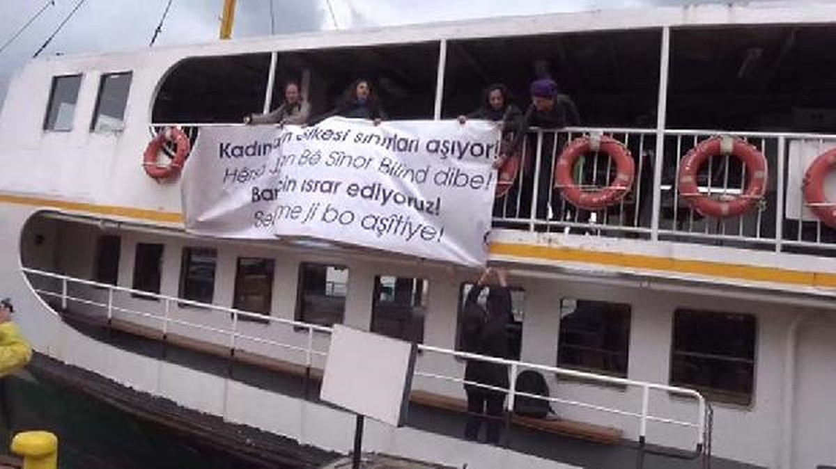 Kadınlar Işid\'i Protesto Etti