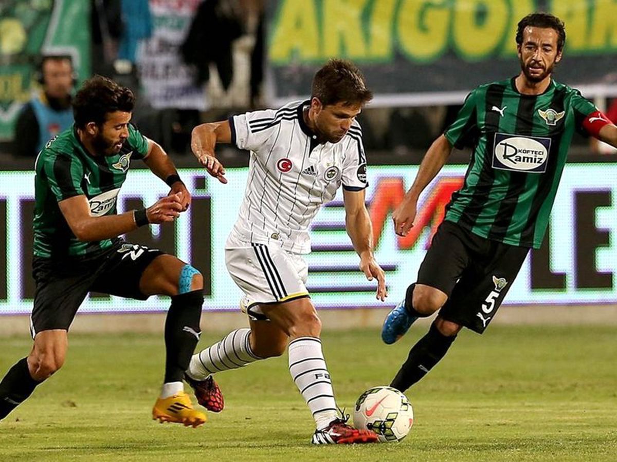 Kanarya Gekas\'a Teslim: 2-0