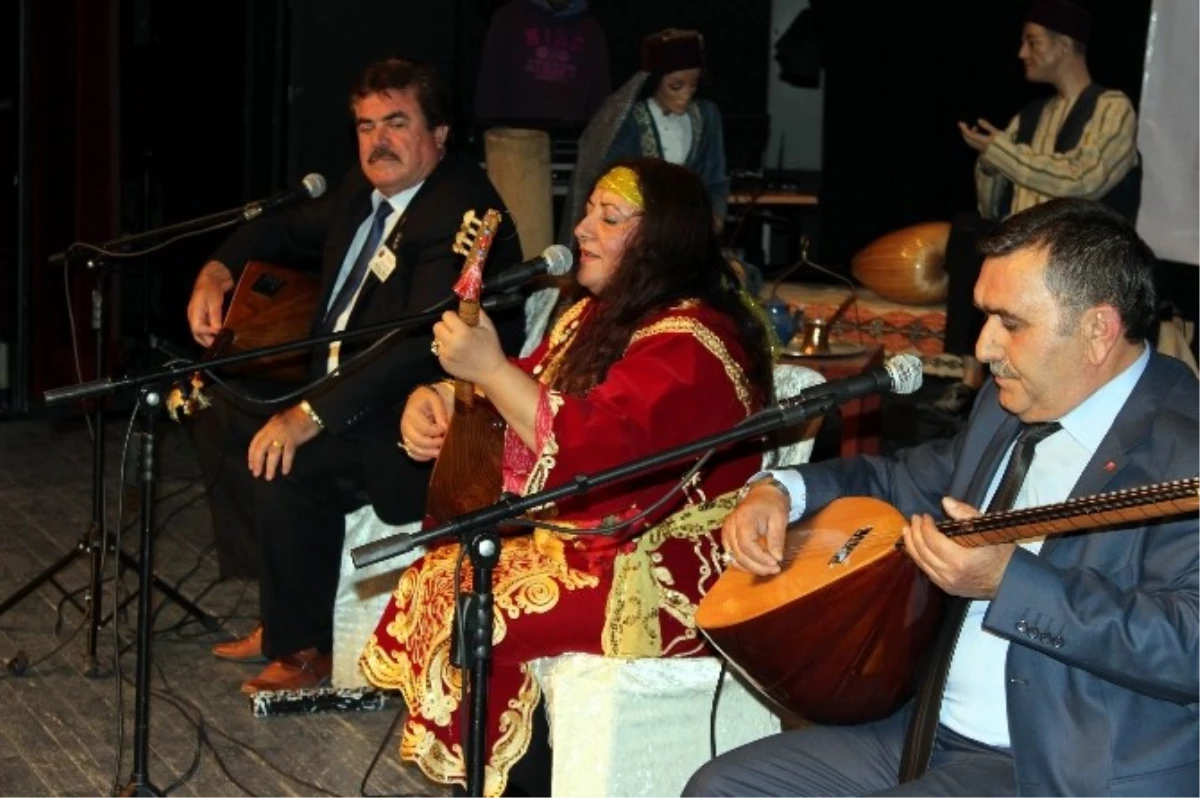 Kayseri 2. Uluslararası Halk Aşıkları Şöleni Renkli Görüntülere Sahne Oldu