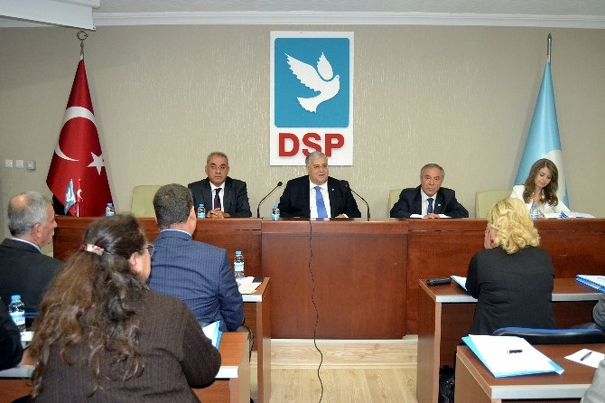 Masum Türker: "Dsp, Türkiye\'de Yeni Bir Soluk Arayanların Sesidir"