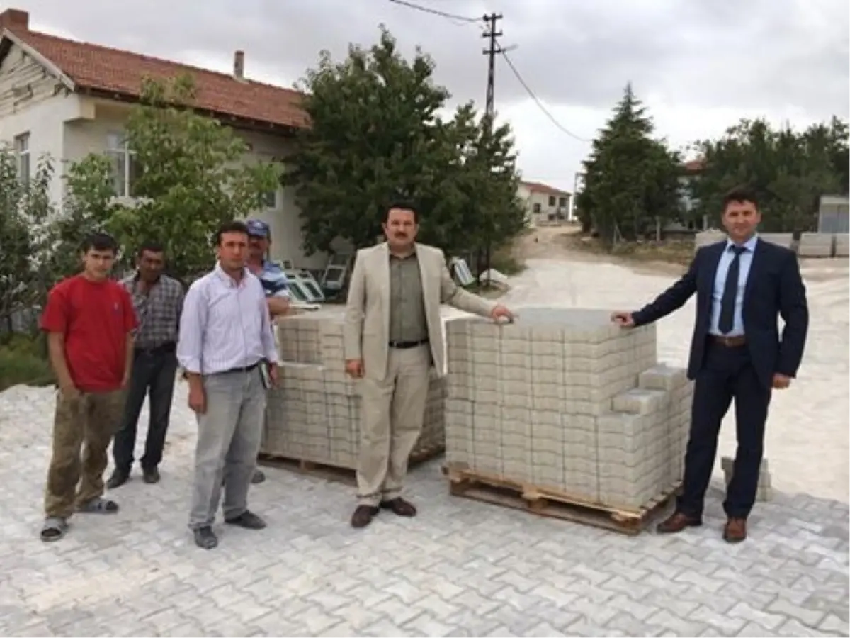 Mihalıççık'ta Taş Döşenmedik Sokak Kalmayacak