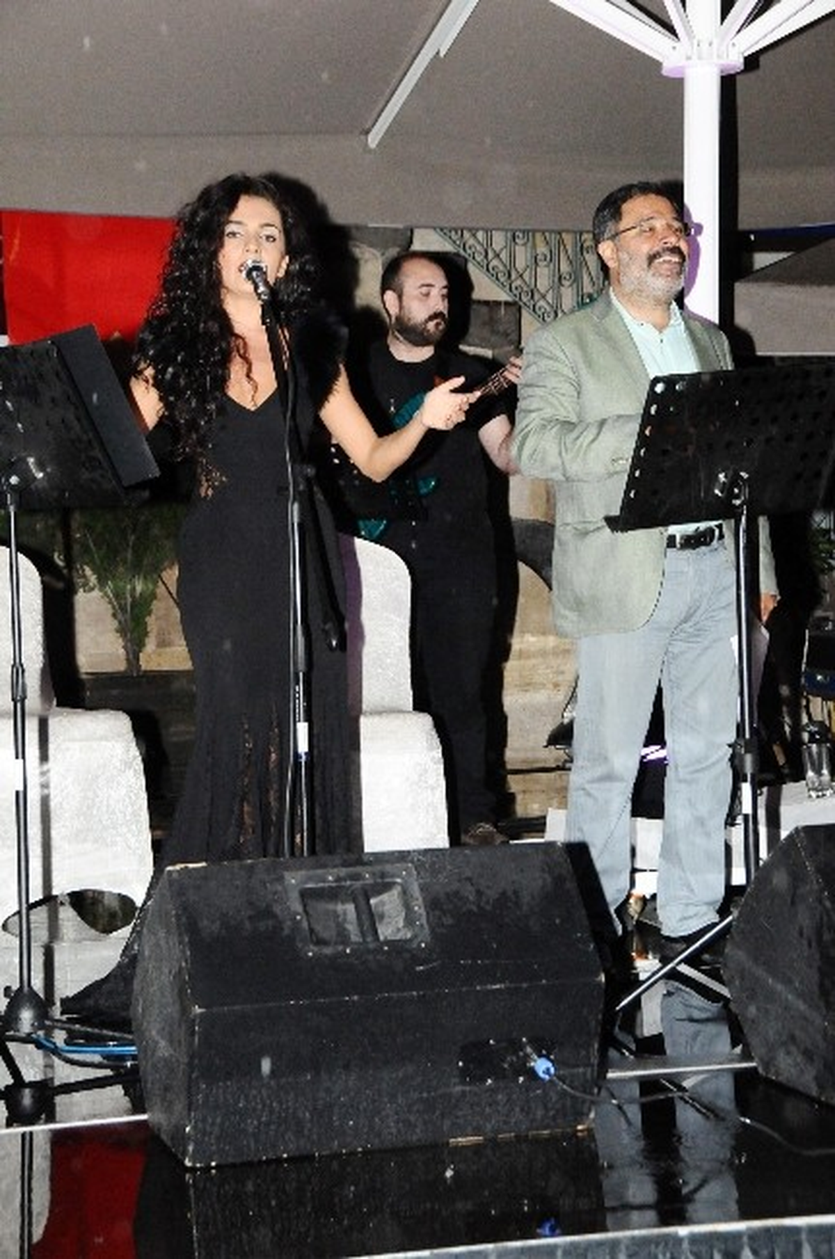 Yağmur Altında Festivale Muhteşem Gala