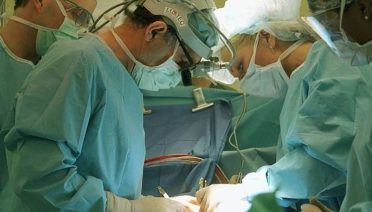 340 Gram Prostat Kapalı Ameliyatla Alındı
