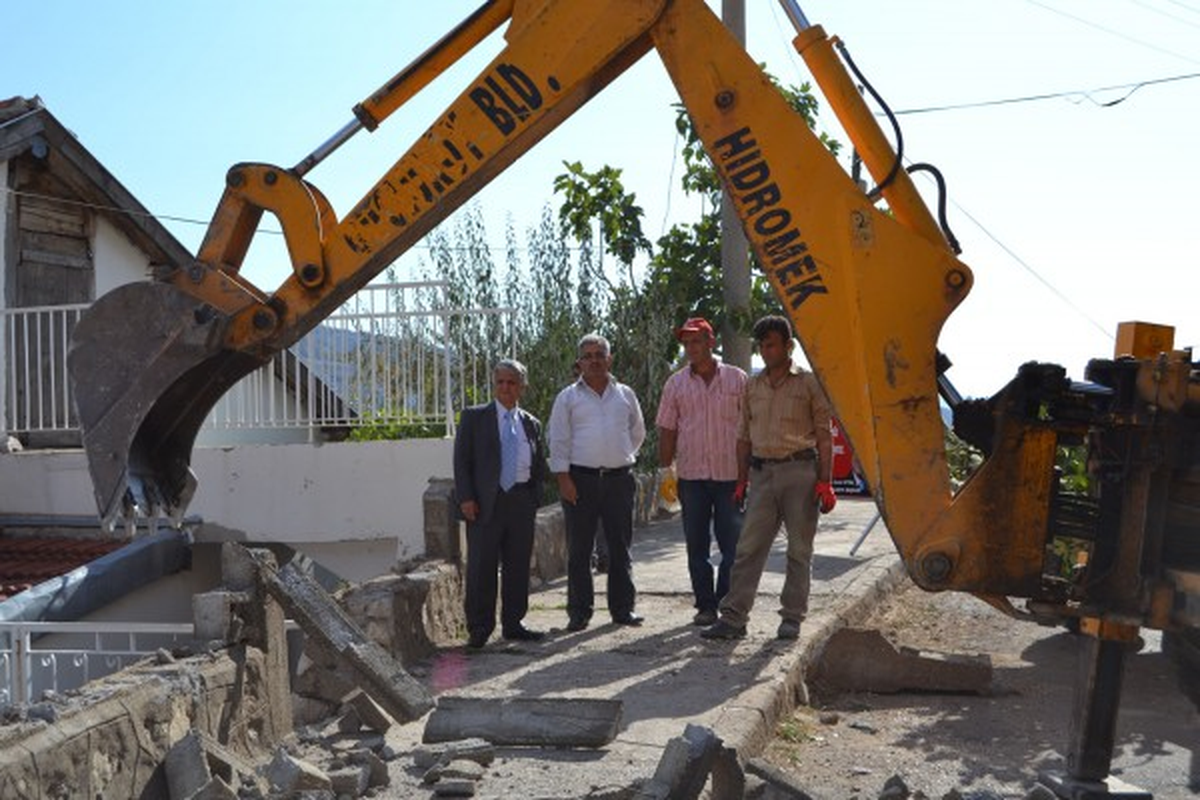 Akseki Belediyesi 5 Bin Metrekare Kilit Taş Döşedi