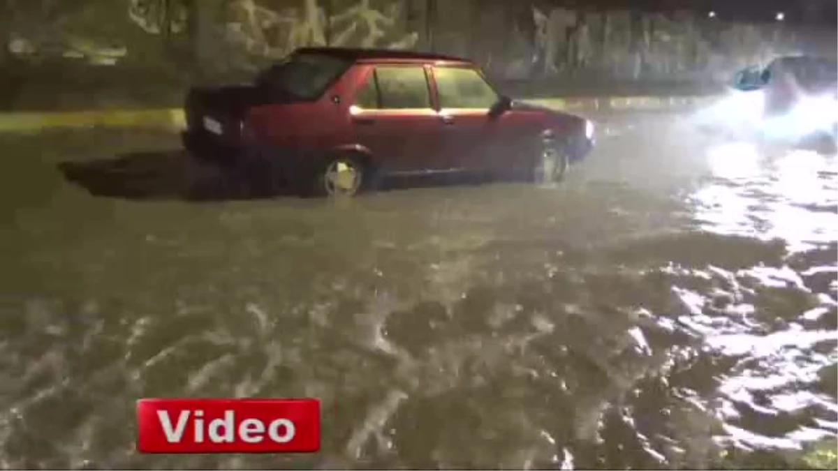 Zonguldak\'ta Araçlar Yolda Mahsur Kaldı