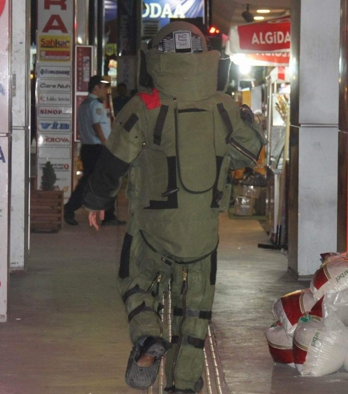 Aydın\'da Şüpheli Paket Alarmı