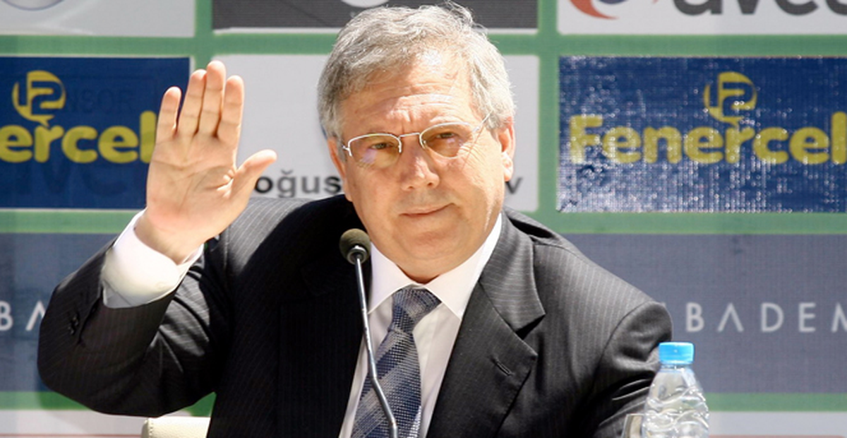 Aziz Yıldırım, Teknik Heyet ve Futbolcuları Uyaracak