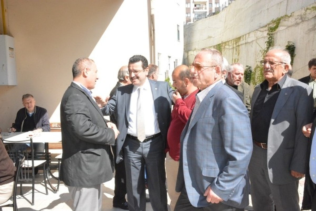 Başkan Genç\'ten Aydınlıkevler Mahallesi\'ne Çocuk Parkı Sözü