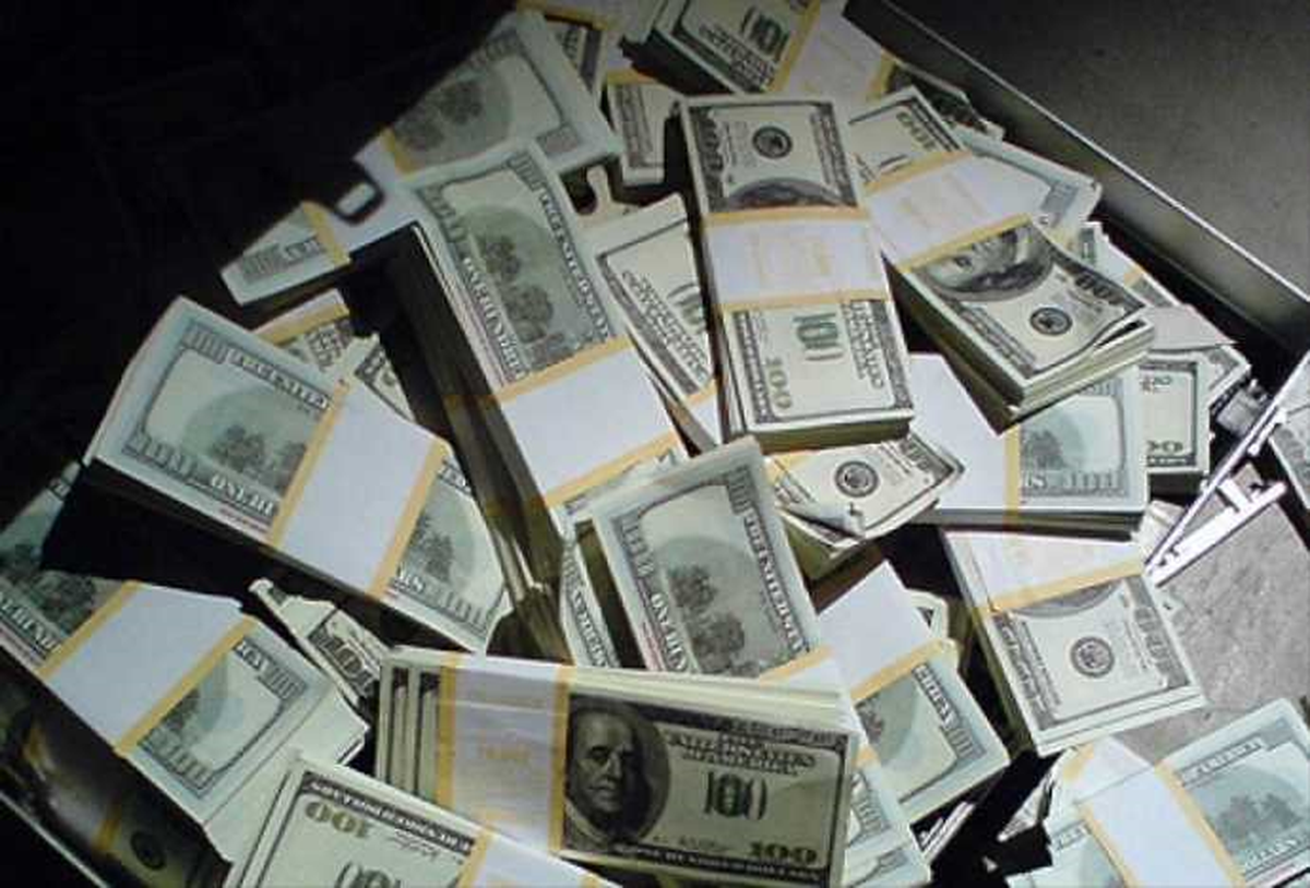 Dolarda Kesintisiz Tırmanış Sürüyor: 2.27 Lira (2)