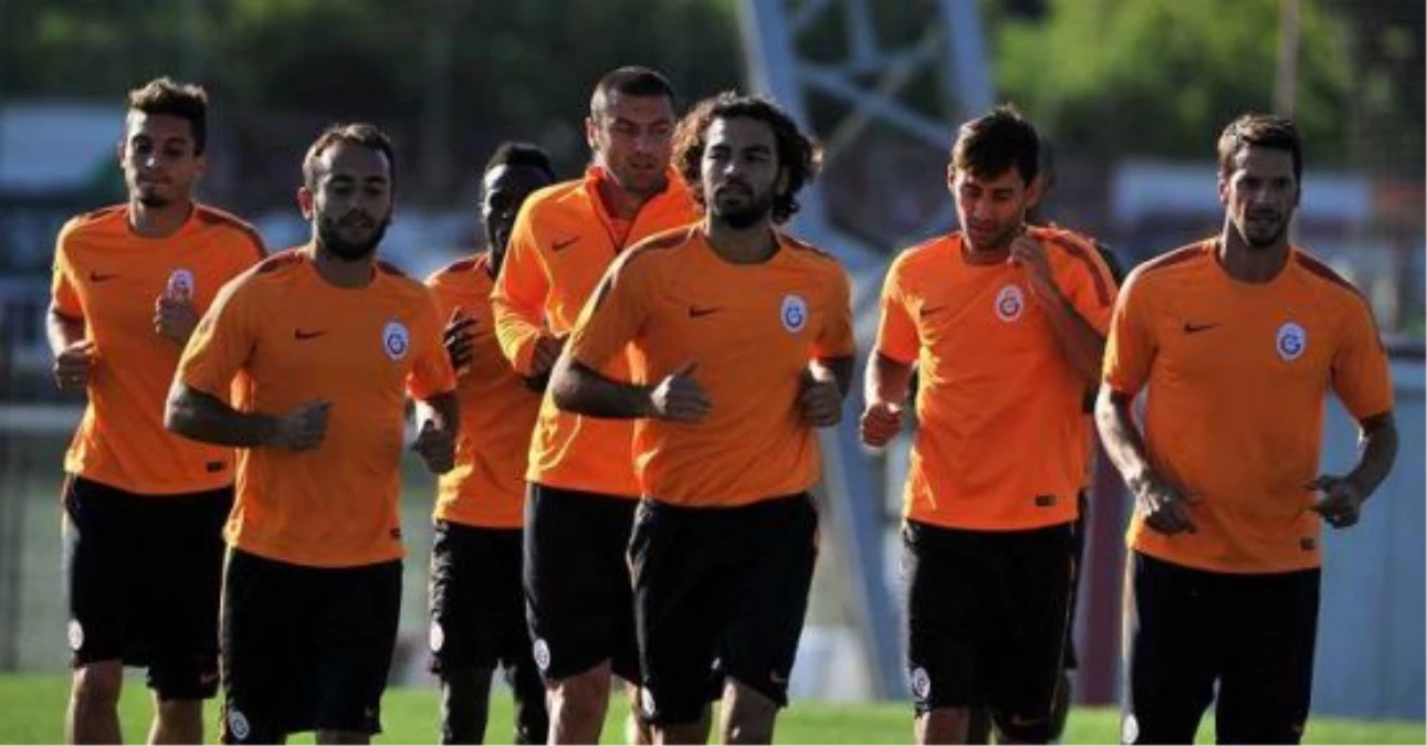 Galatasaray, İngiltere\'de Galibiyet İstiyor