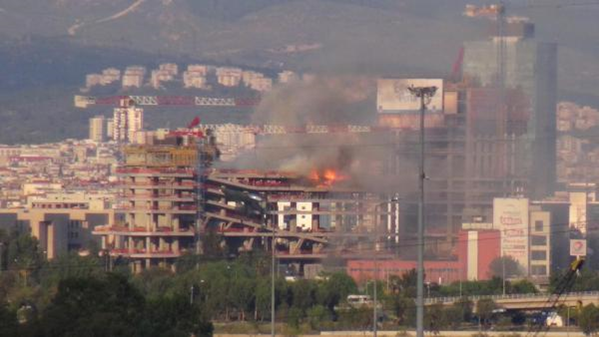 Gökdelen İnşaatı Alev Alev Yandı