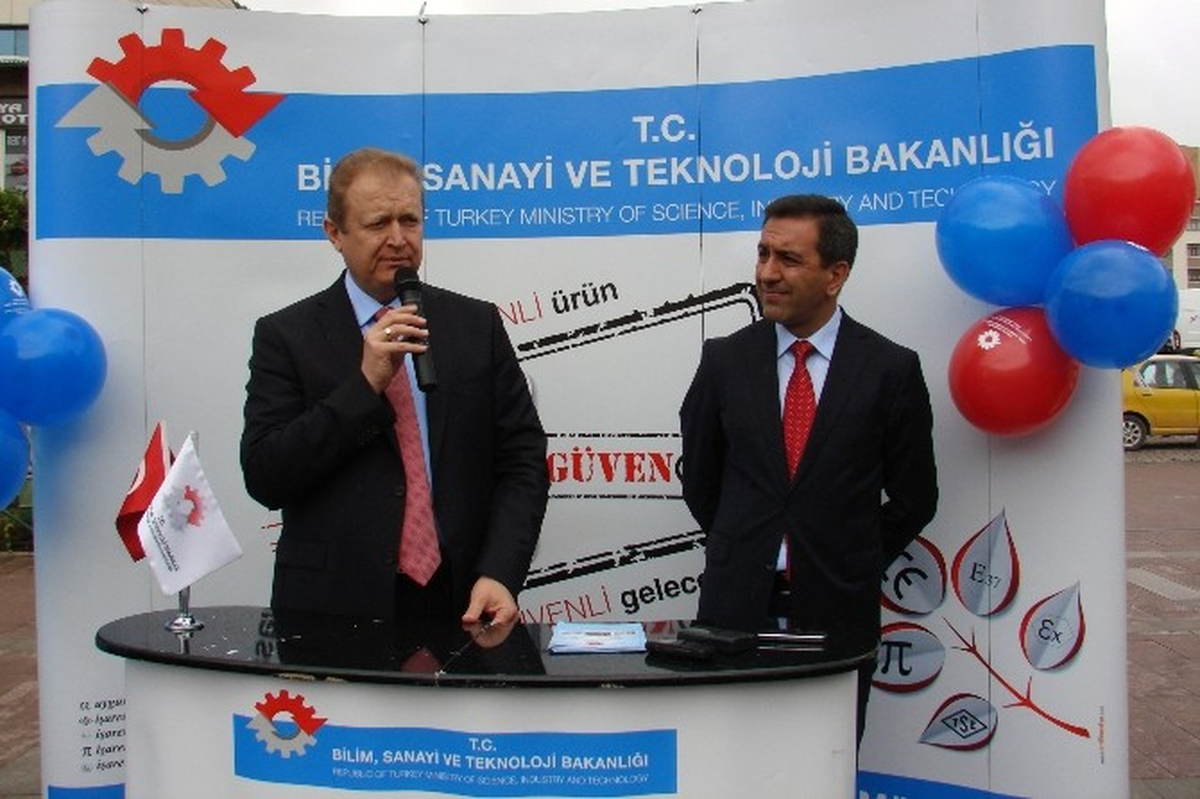 Gümüşhane\'de Ürün Güvenliği Haftası Nedeniyle Stant Açıldı