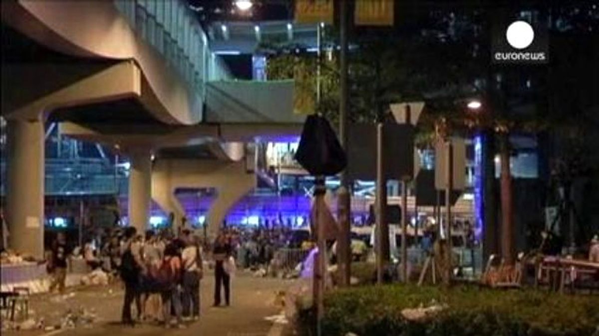 Hong Kong\'da \'Merkezi İşgal Et\' Eylemleri Yayılıyor