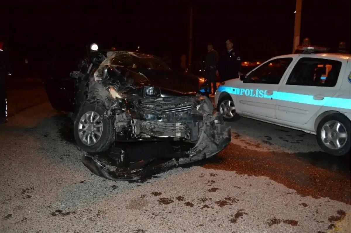 Hurdaya Dönen Otomobilden Sağ Çıktı