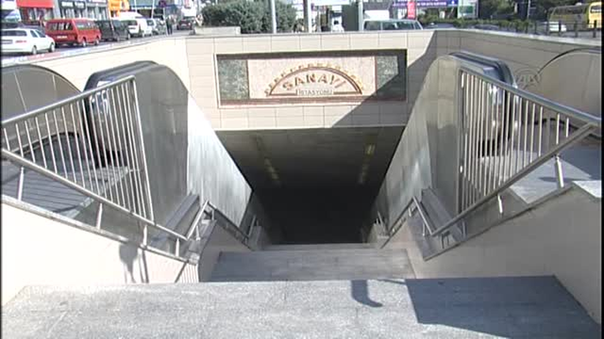 İstanbul Metrosunda Kaza