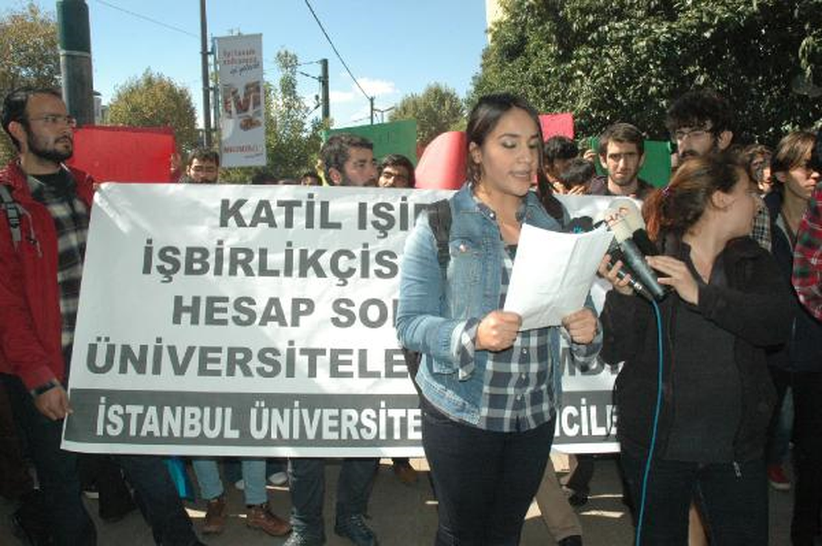 İstanbul Üniversitesi\'ndeki Işid Protestosunda Olaylar Çıktı