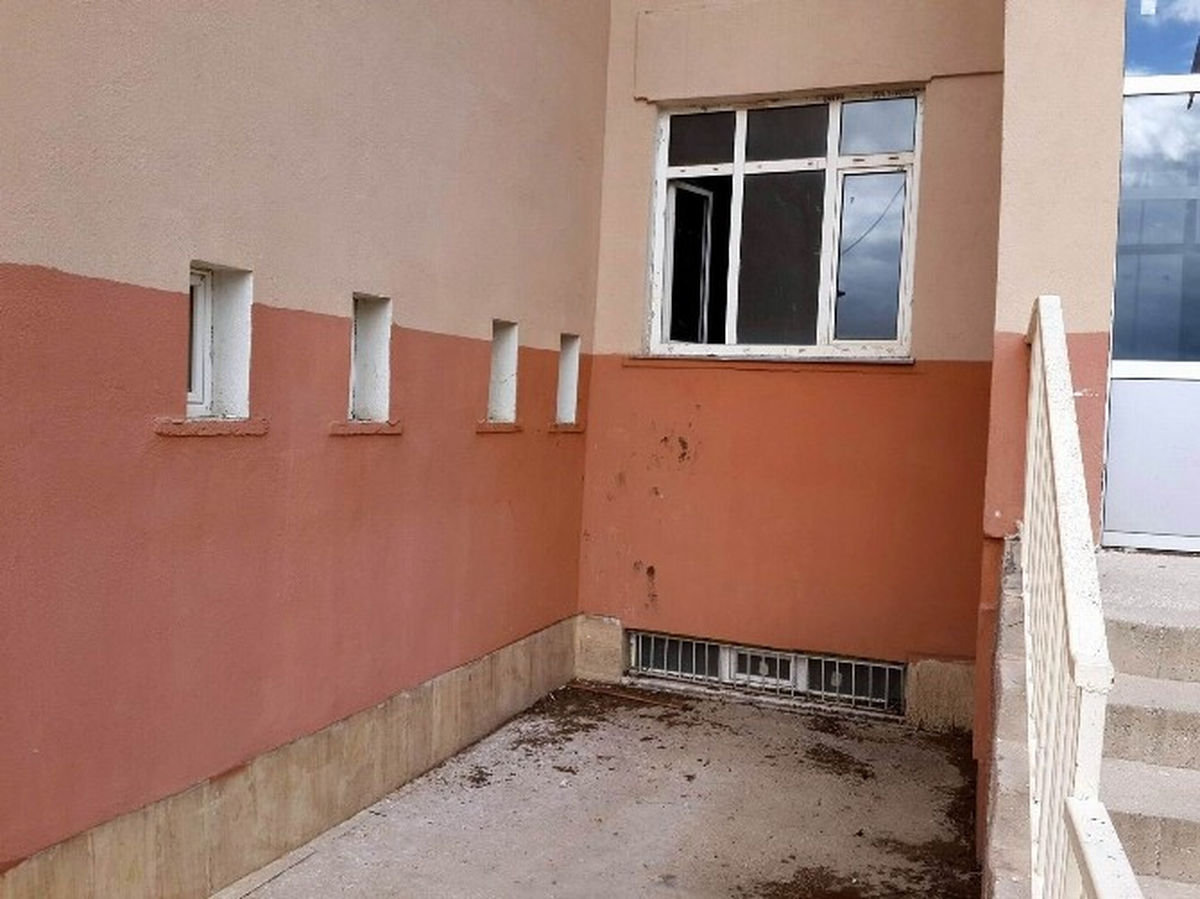 Kangal\'da Okullara Hırsız Girdi