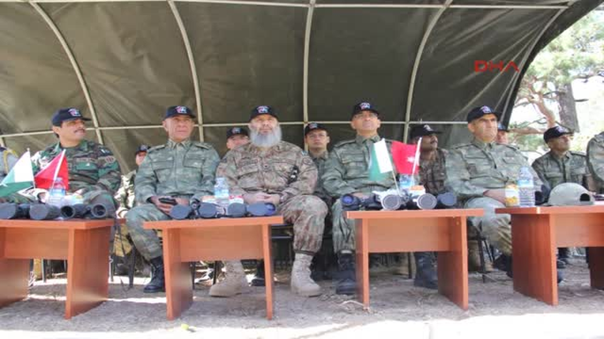 Komando ve Özel Kuvvet Birliklerinden Nefes Kesen Tatbikat