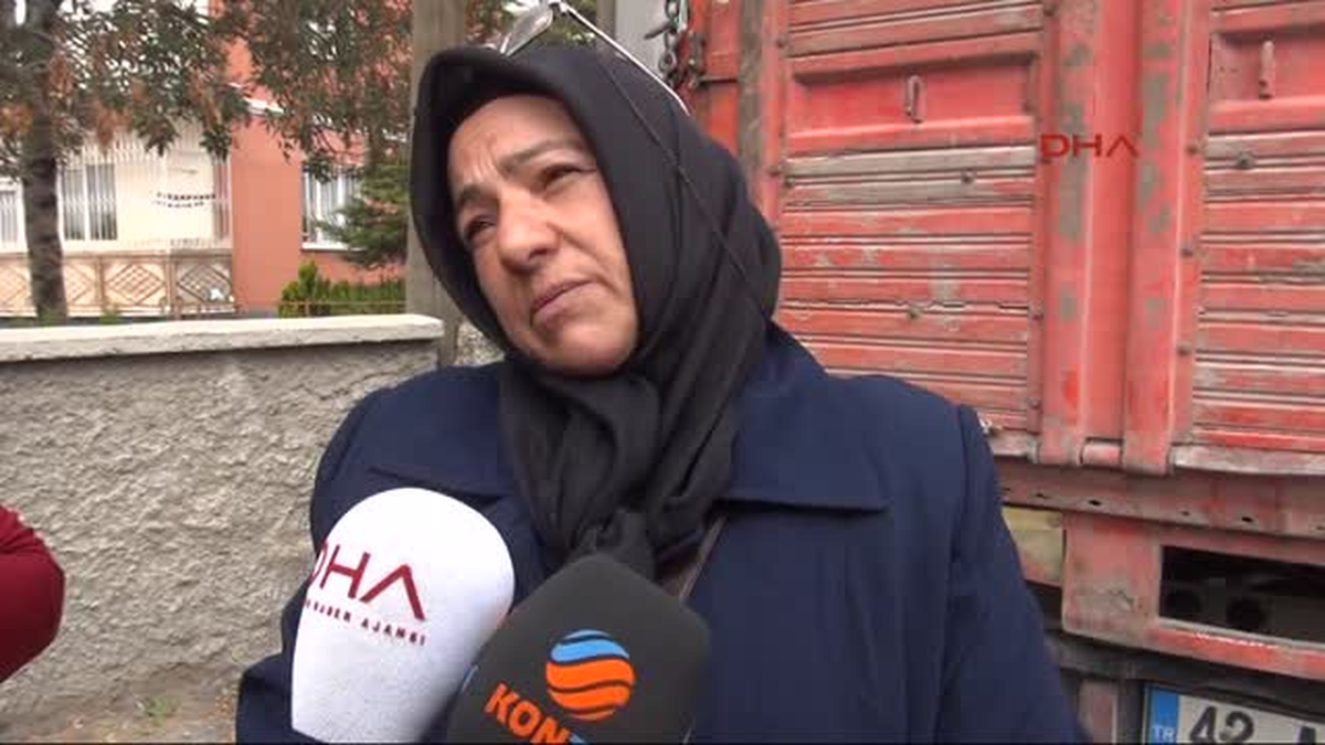 Konya Milyoner \'Garip\', Bankaya Takım Elbiseyle Gidip Para Yatırıyormuş