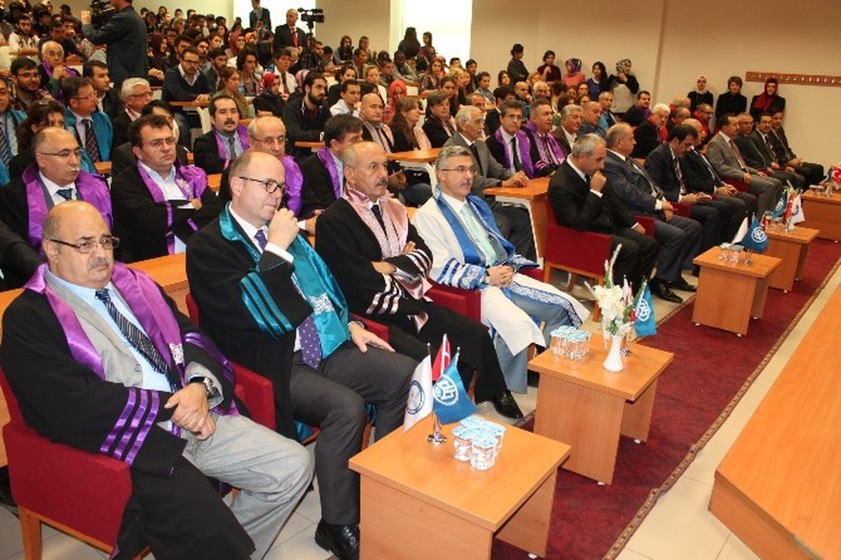 Kto Karatay Üniversitesi\'nde Akademik Yıl Başladı