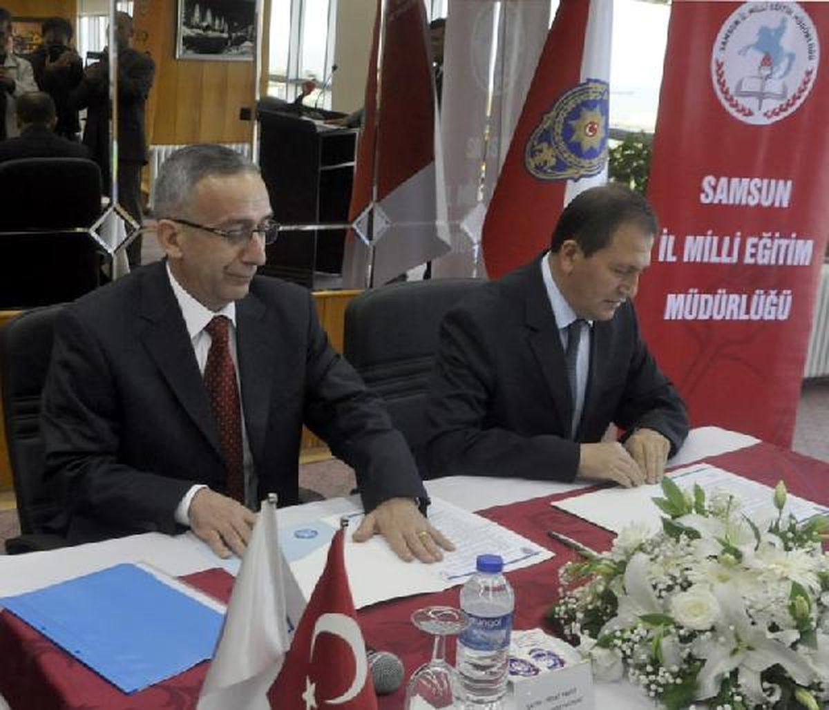 Öğrencilere Güvenli İnternet Kullanımı Anlatılacak