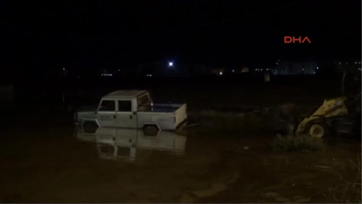 Osmaniye\'de Sağanak Yağış, Sel ve Su Baskınlarına Neden Oldu