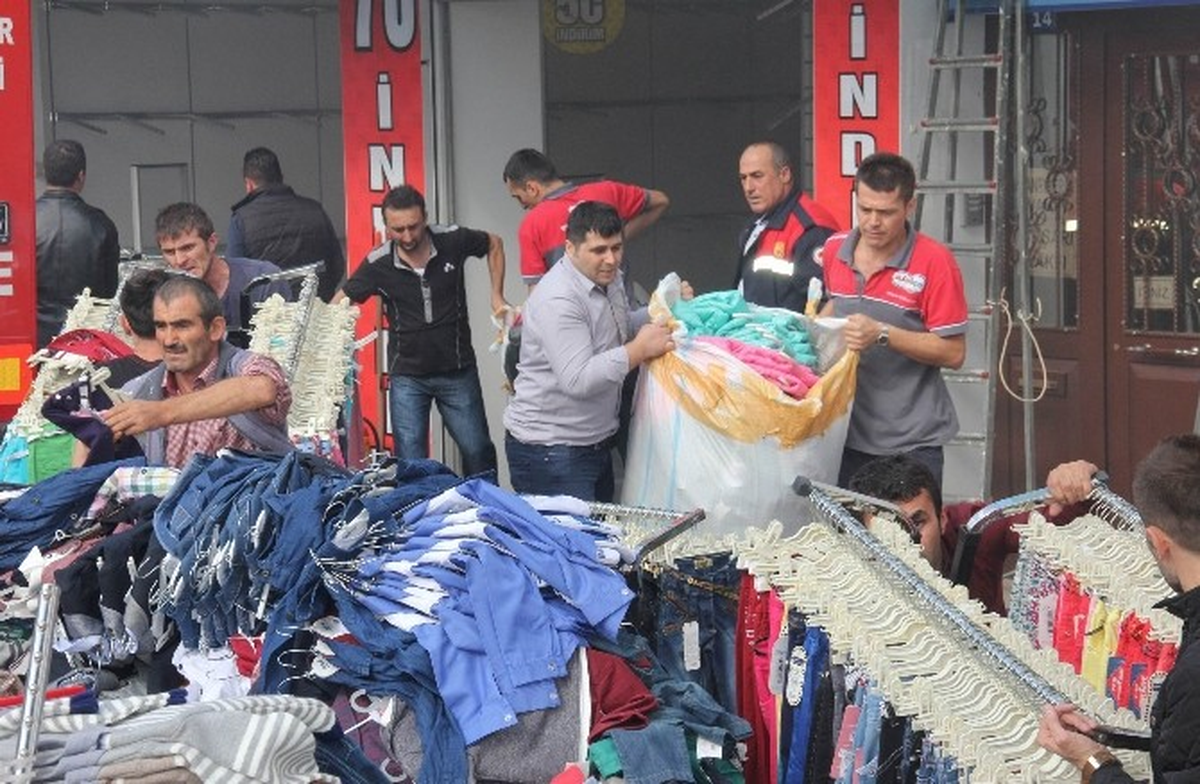 Samsun\'da Çocuk Giyim Mağazasında Yangın