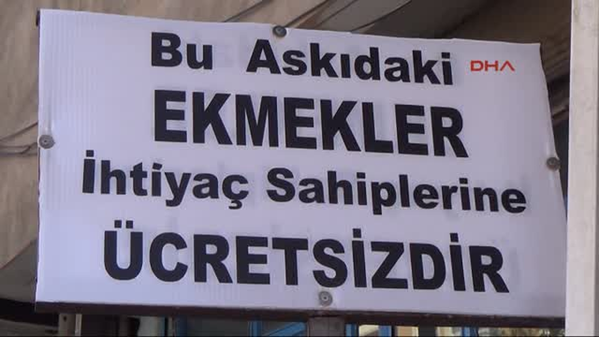 Şanlıurfa İhtiyaç Sahipleri İçin Askıya Ekmek Bıraktırıyor