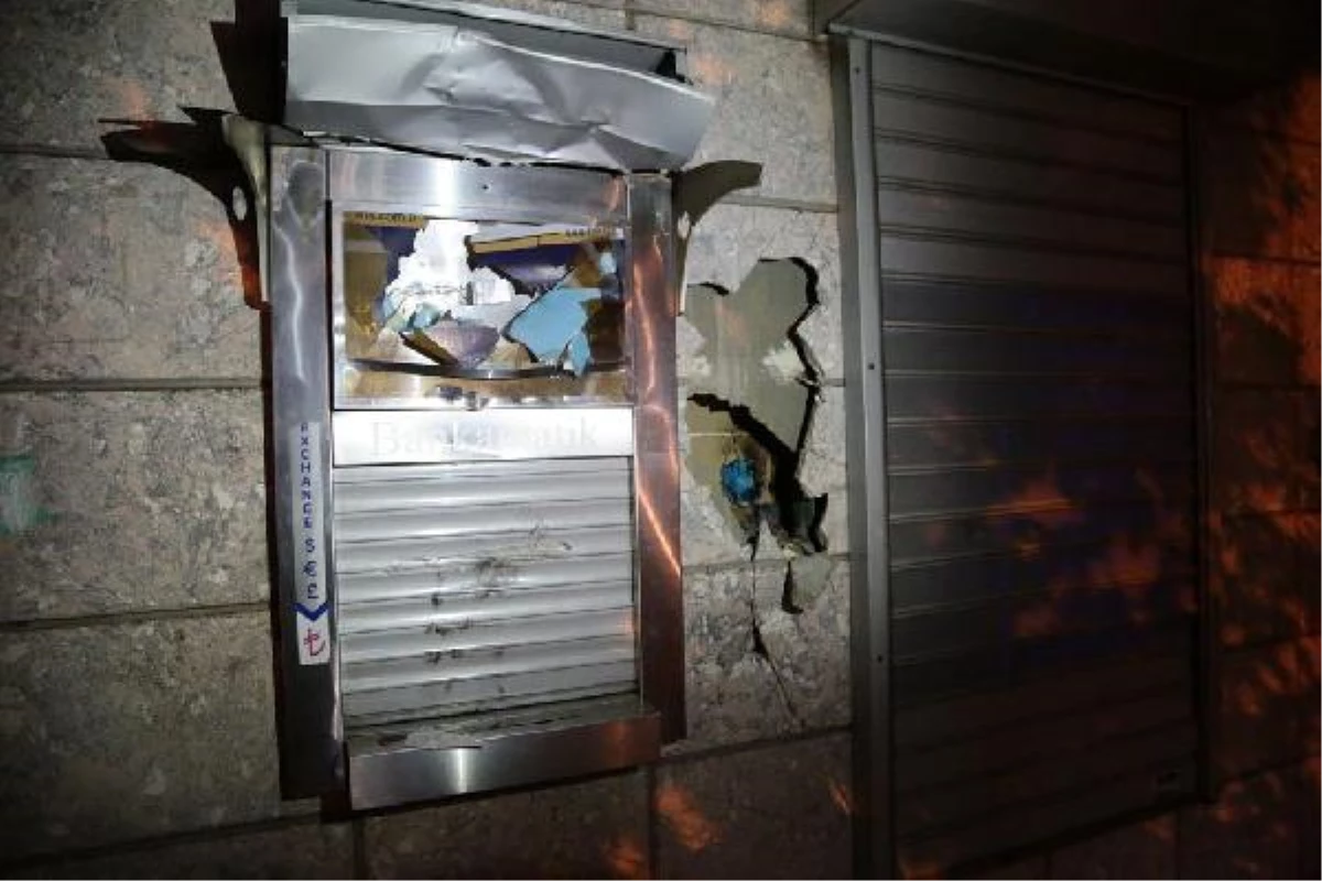 Silopi\'de Banka ATM\'lerine Molotoflu Saldırı