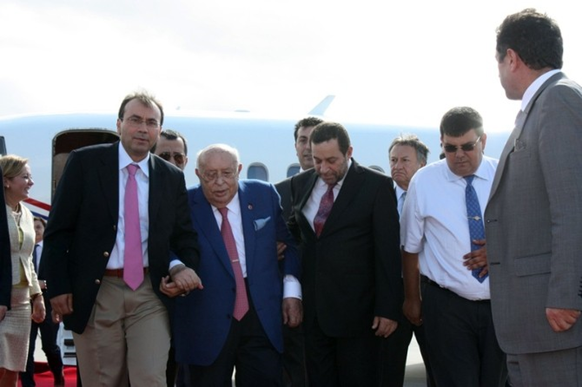 Süleyman Demirel\'in KKTC\'de Zor Anları