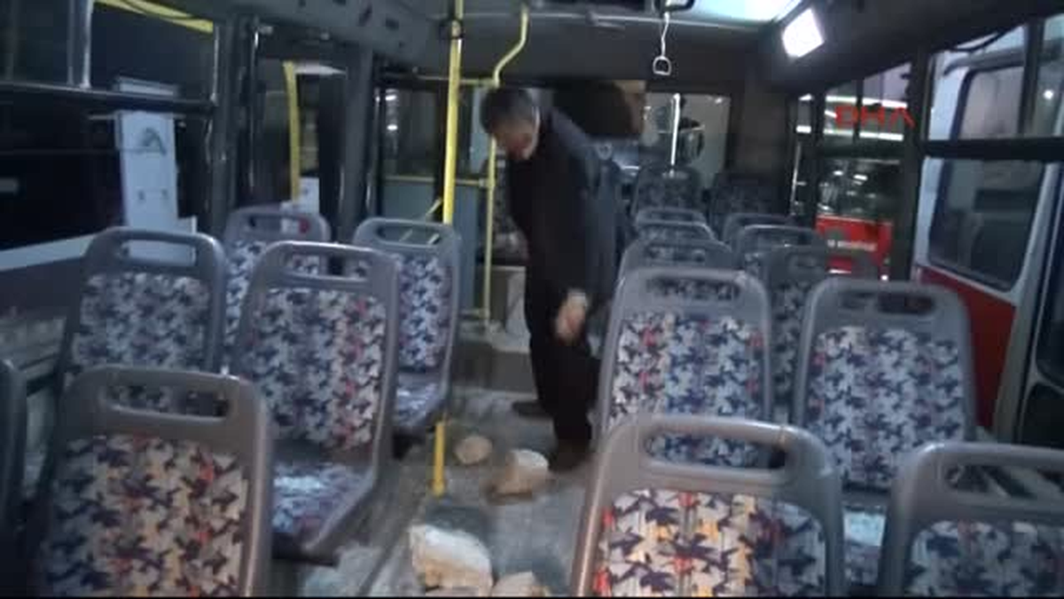 Adana-Arşiv PKK Gösterisinde 2 Kişinin Ölümüne Neden Olanlar, Mobese Görüntüsünden Saptanacak