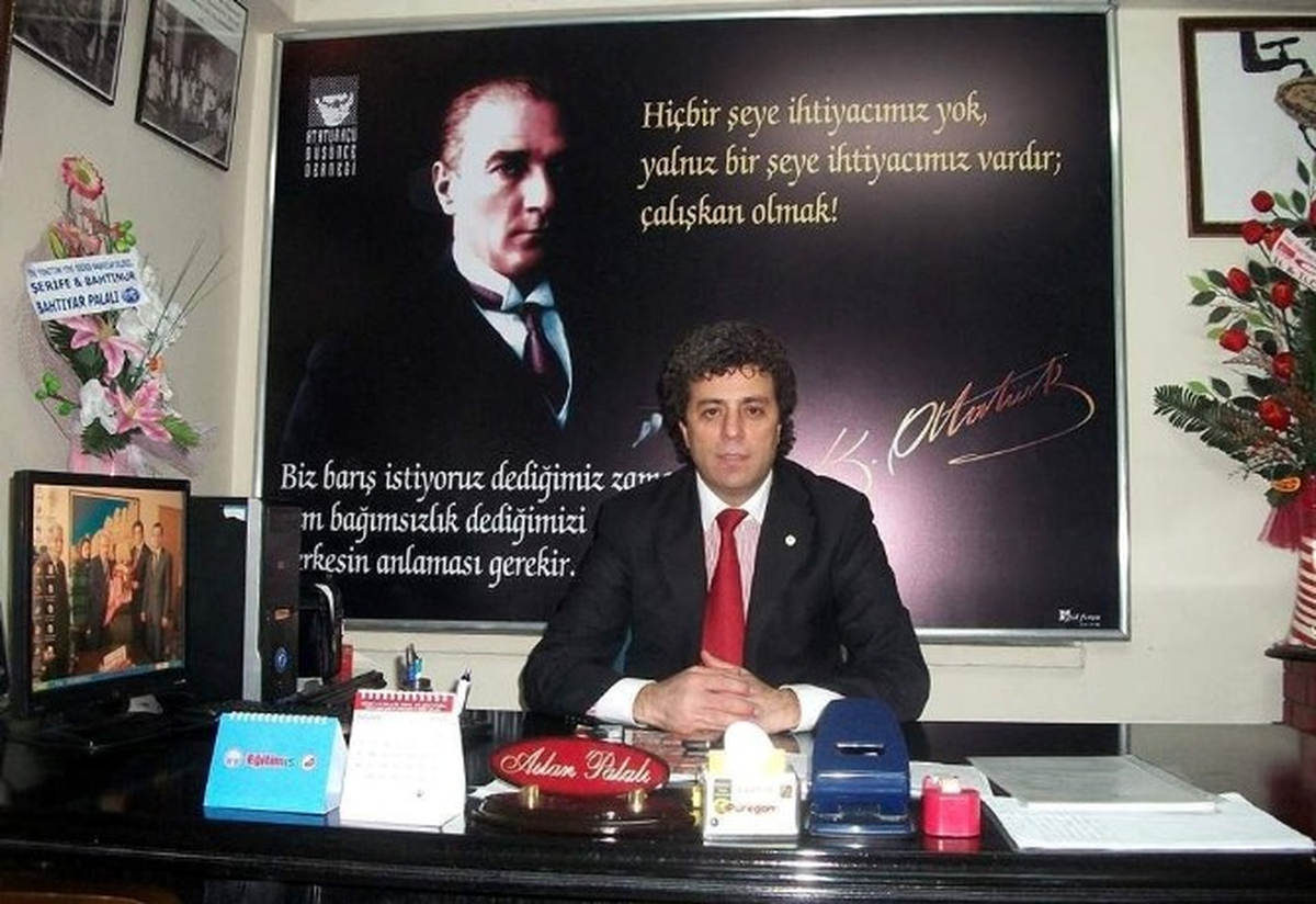 ADD\'den, PKK\'nın Atatürk Heykellerini Yakıp Yıkmasına Tepki