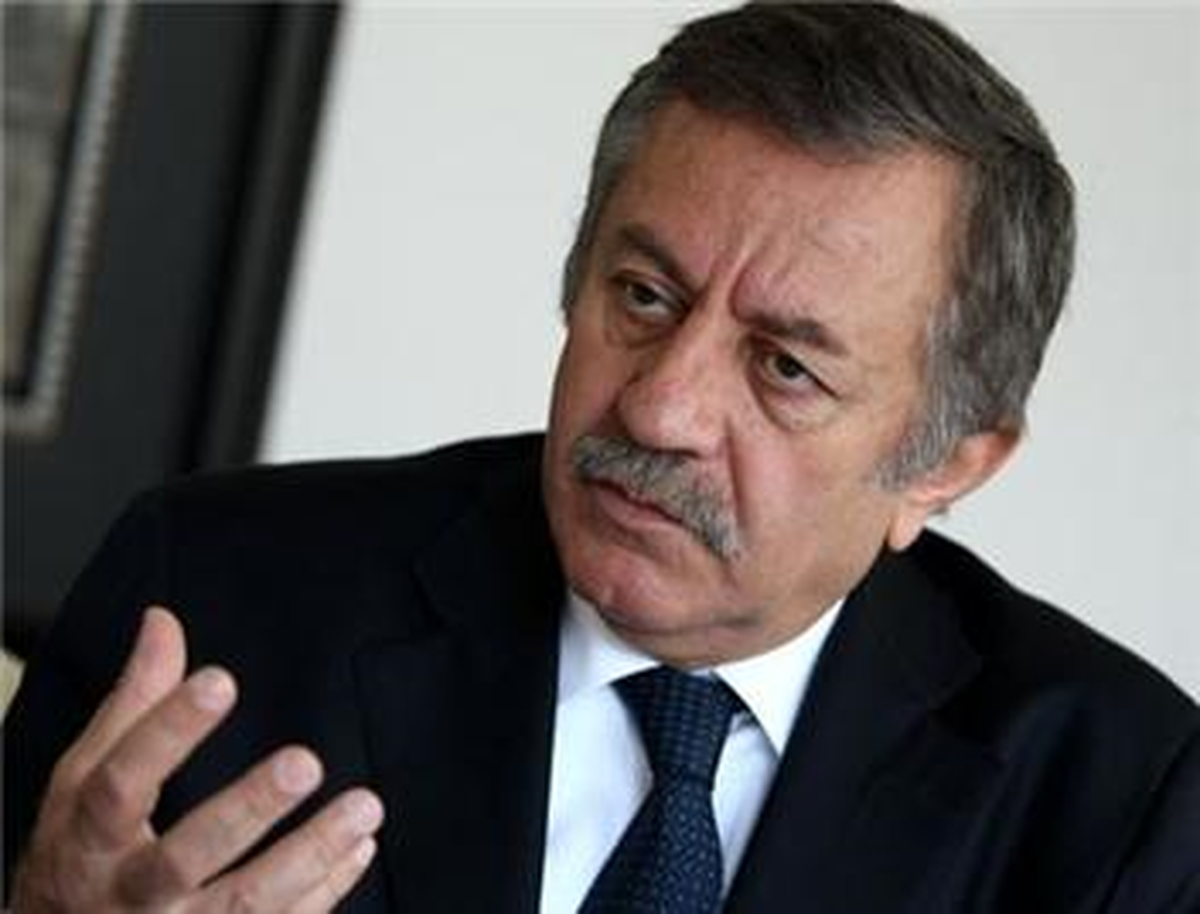 MHP\'li Celal Adan : Kandildeki Teröristler Sayenizde Yıllardır Yan Gelip Yatmıyor Mu?