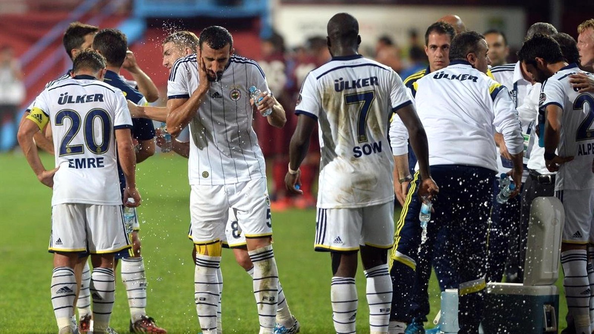 Canan Karatay: "Fenerbahçeli Futbolcular Muz Yesin"